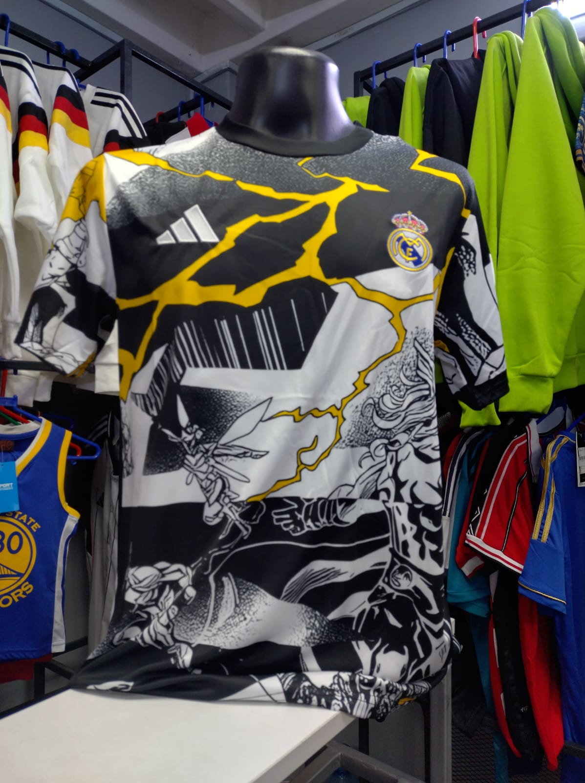 Real Madrid x Marvel Avengers Pre-Match Jersey